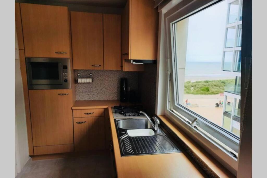 Zeedijk Appartement Nieuwpoort Bagian luar foto